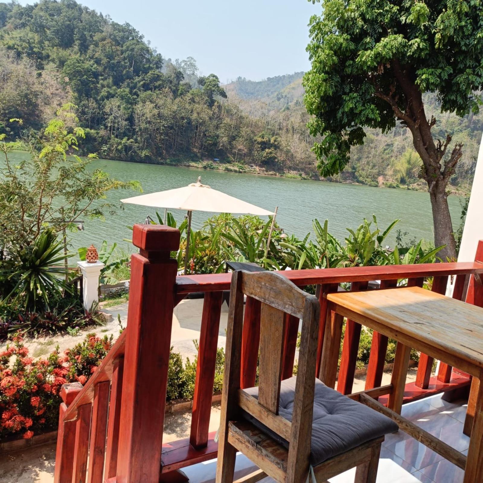 Nam Ou View Villa Nong Khiaw Exterior photo